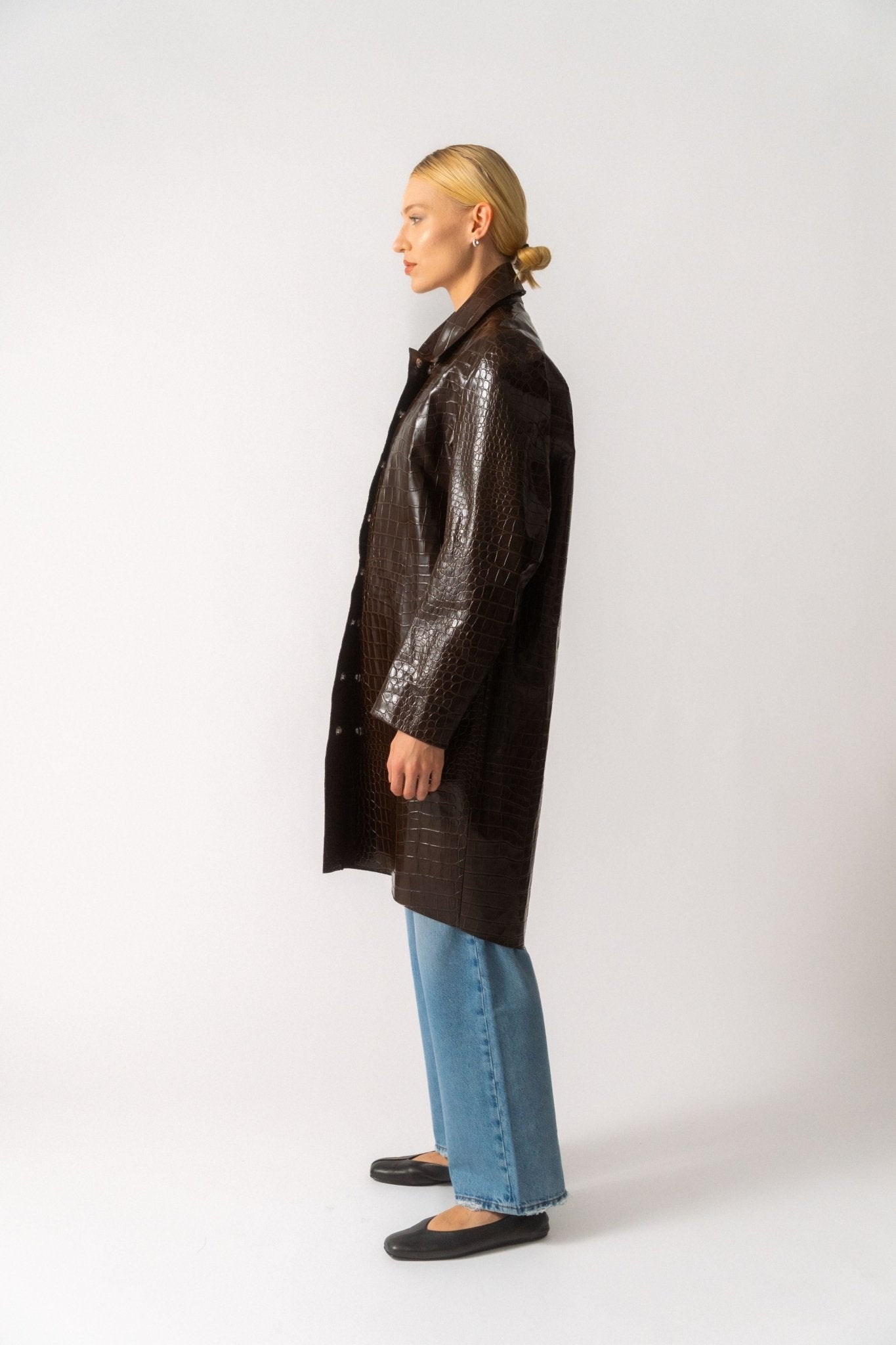 Bessette - 16Arlington Embossed Leather Croc Coat (Medium)