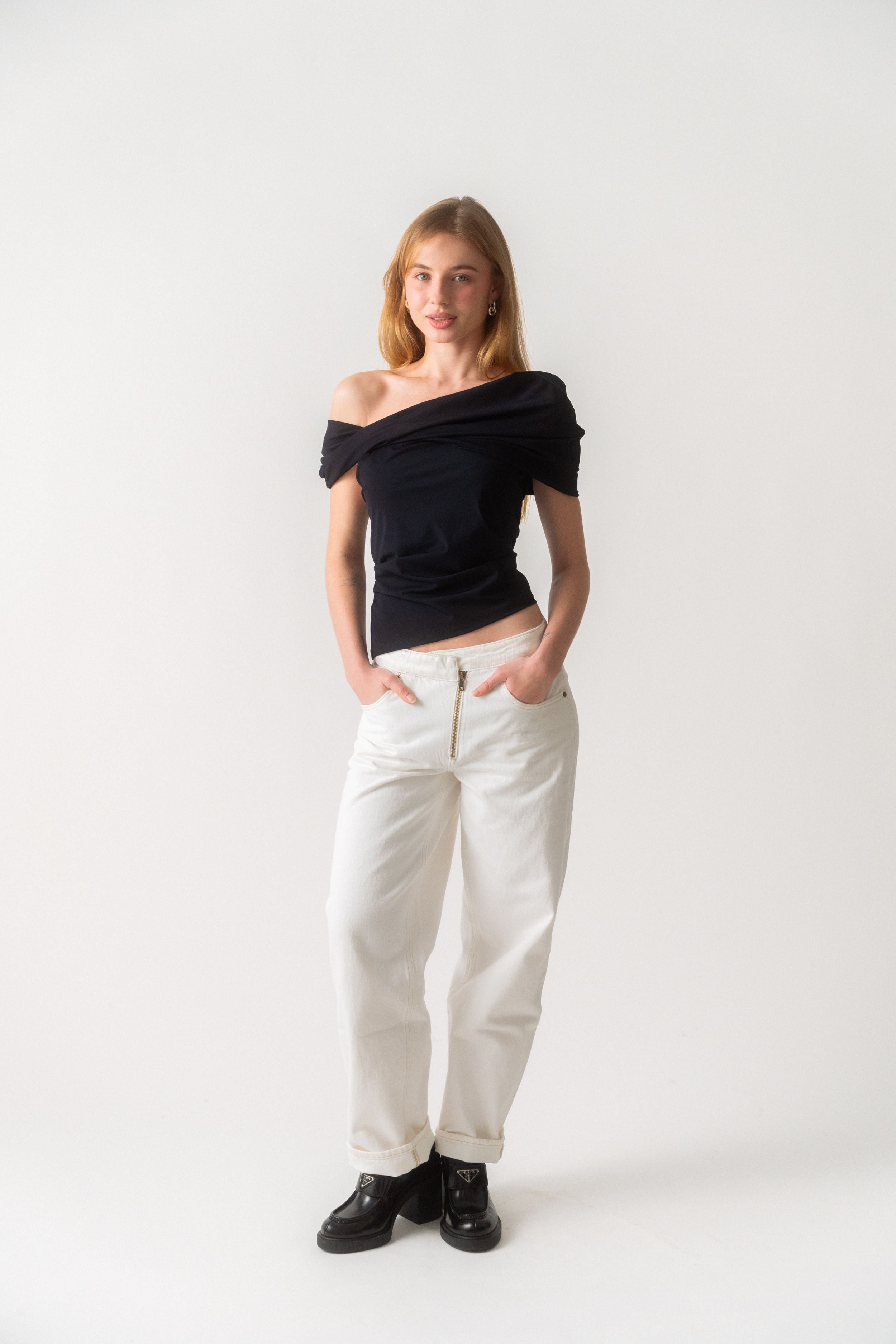 Róhe Asymmetrical Off Shoulder Top (36 FR & 40 FR)