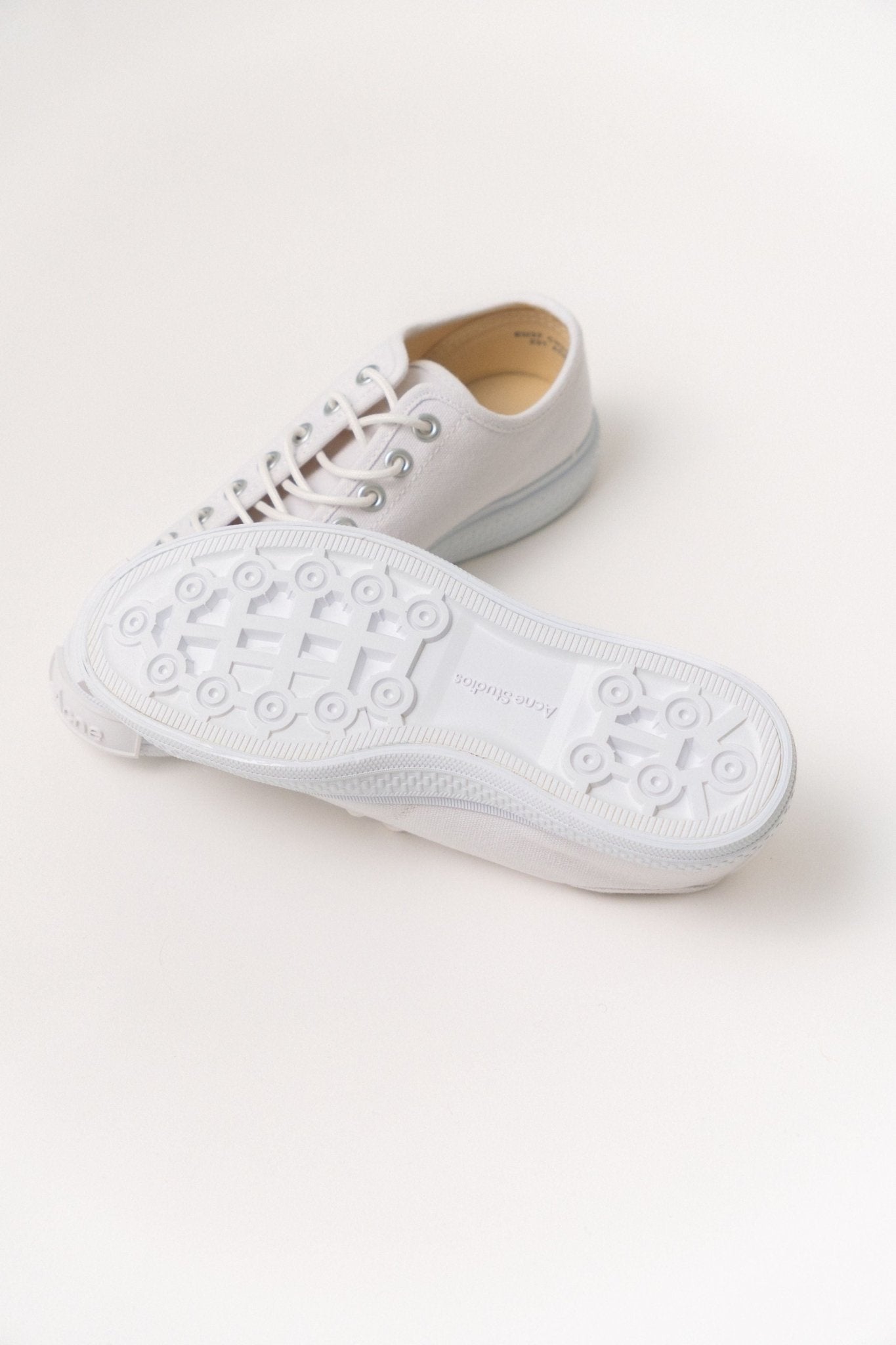 Acne Studios - Acne Studios Ballow Low Top Sneakers (37 EU, 38 EU & 39 EU)