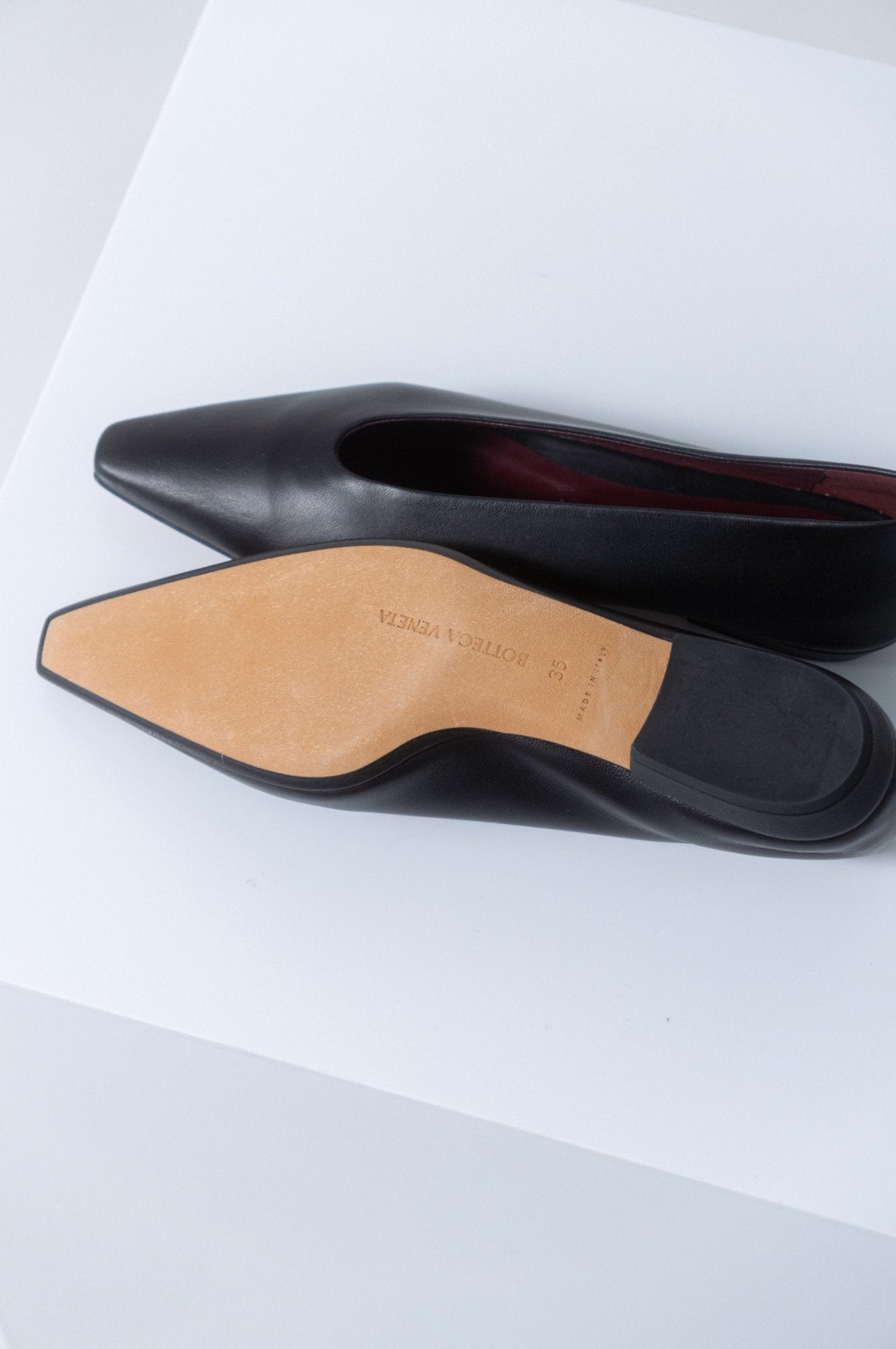 Bessette - Bottega Veneta Pointed Flats (35 EU & 38.5 EU)