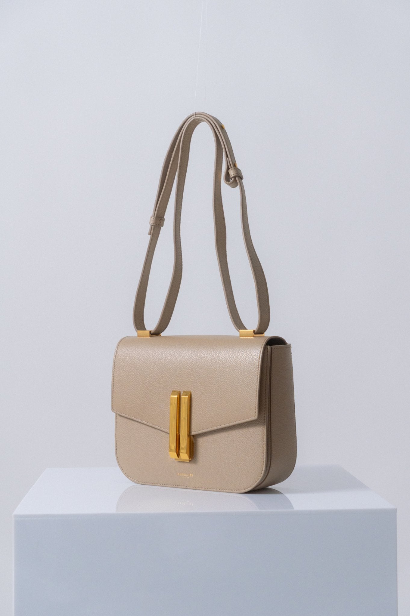 Bessette - DeMellier The Vancouver Bag