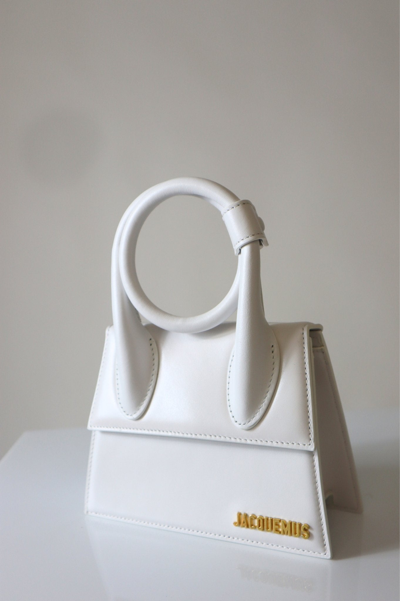 Bessette - Jacquemus Le Chiquito Noeud White Leather Shoulder Bag