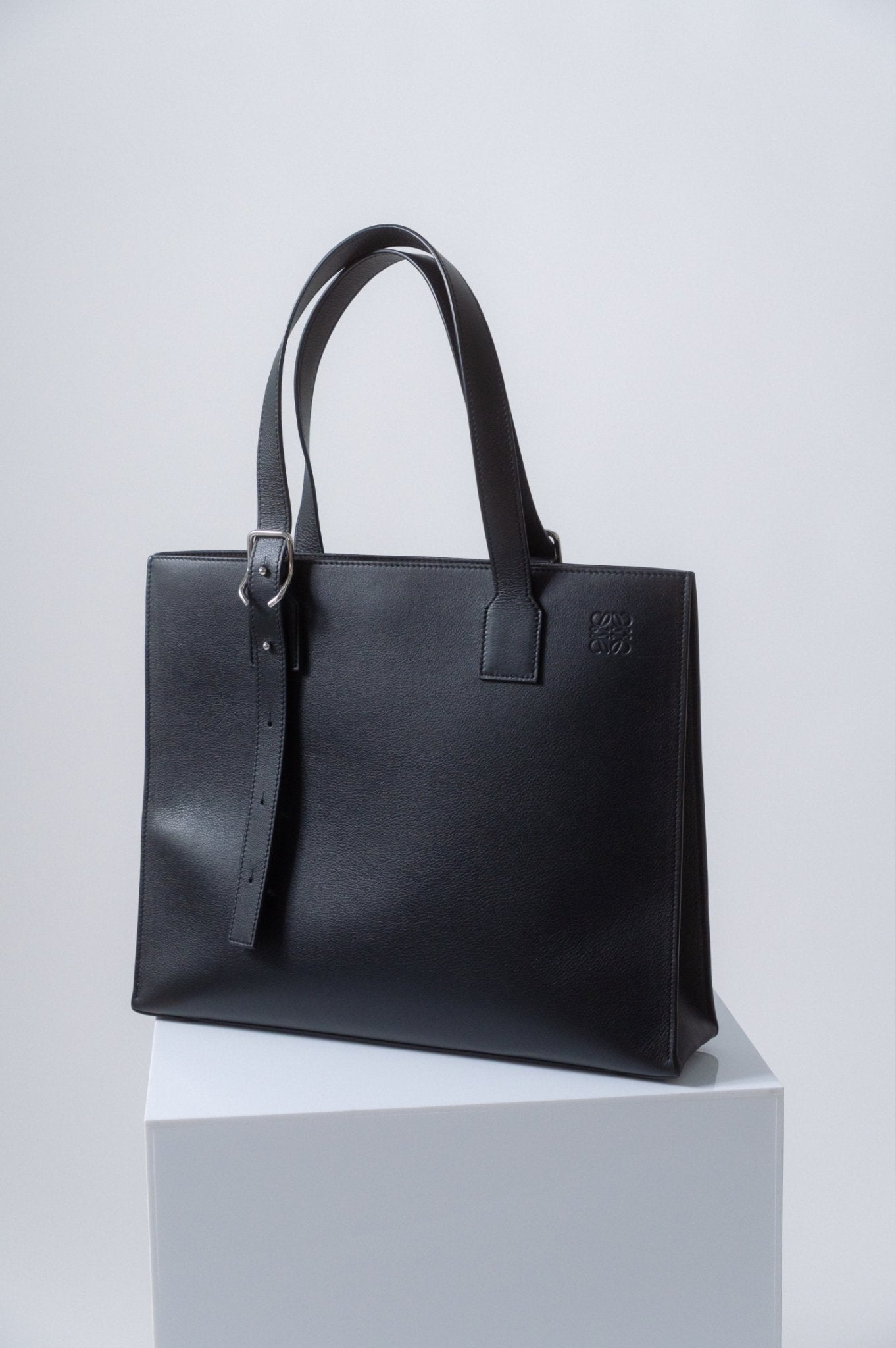 Bessette - Loewe Buckle Horizontal Tote