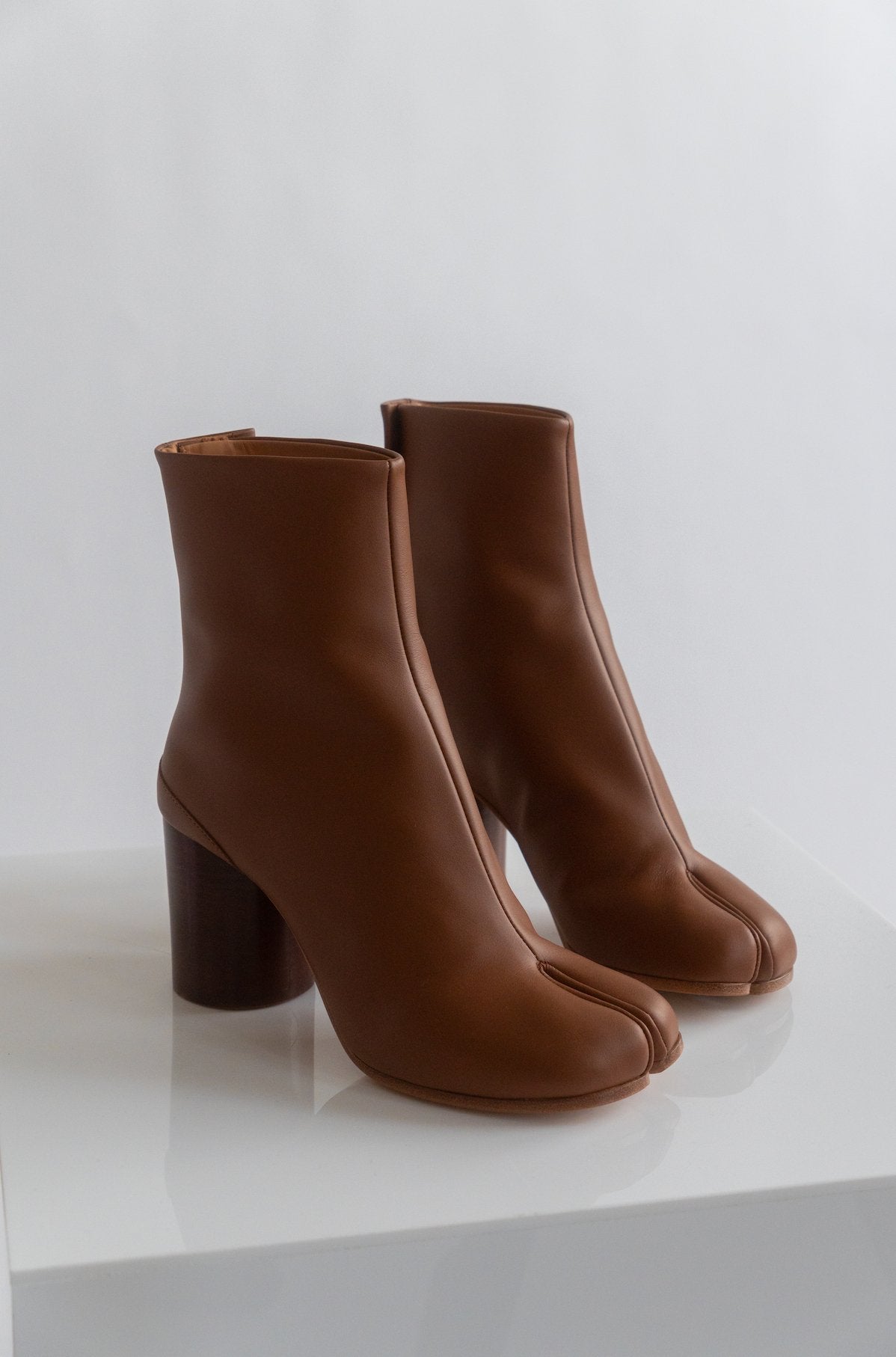 Bessette - Maison Margiela Tabi Boots (38 EU)