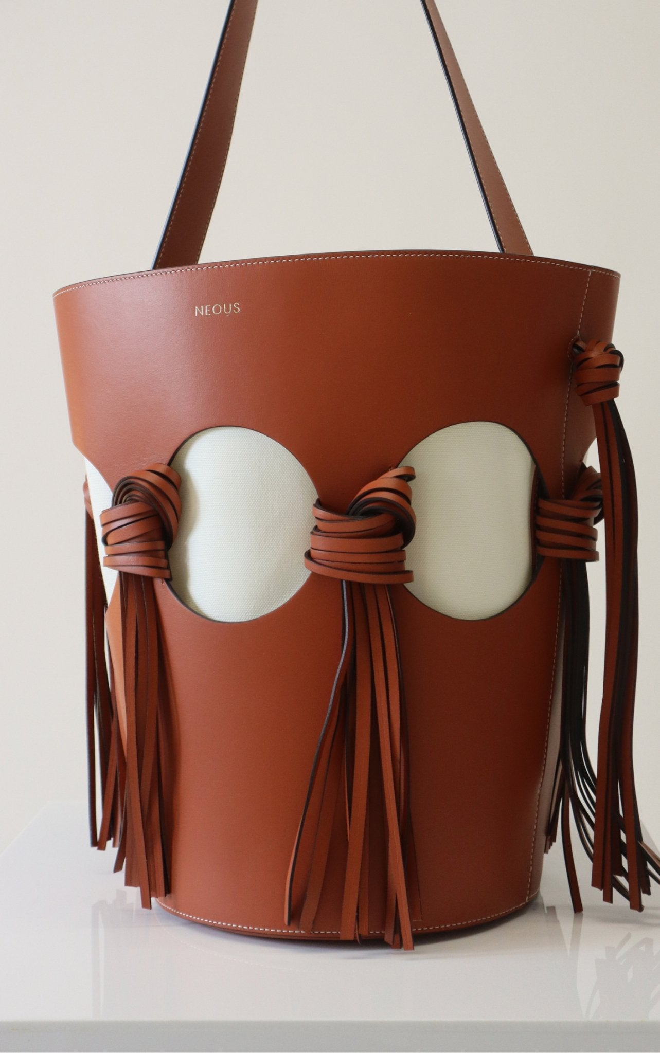 Bessette - Neous Venus Bucket Bag