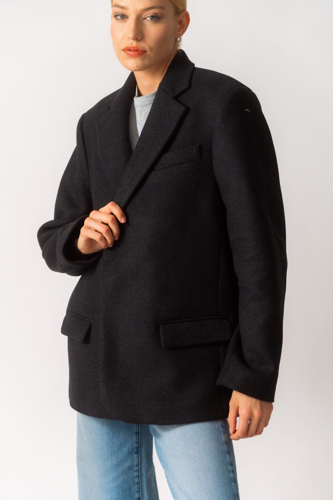 Bessette - Róhe Asymmetric Wool Blazer (Small)