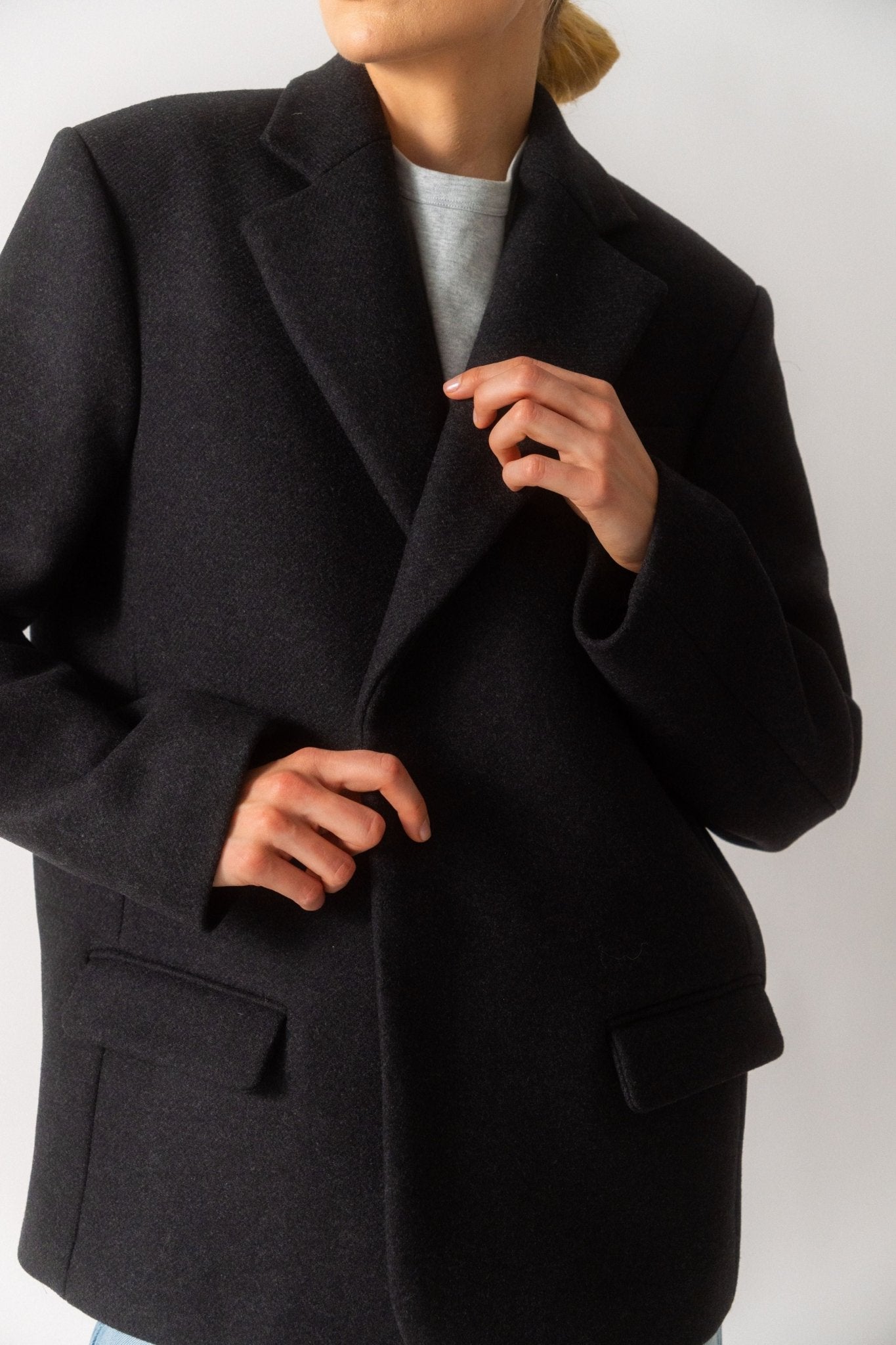 Bessette - Róhe Asymmetric Wool Blazer (Small)