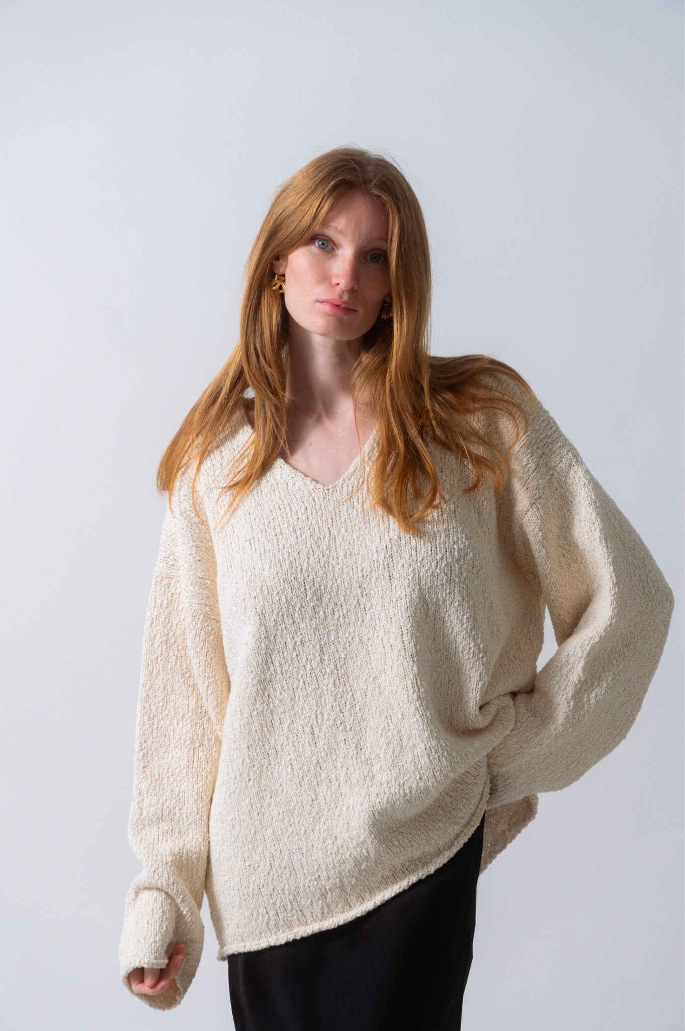 Bessette - Róhe Boucle Knitted V - Neck Sweater (40 & 42 FR)