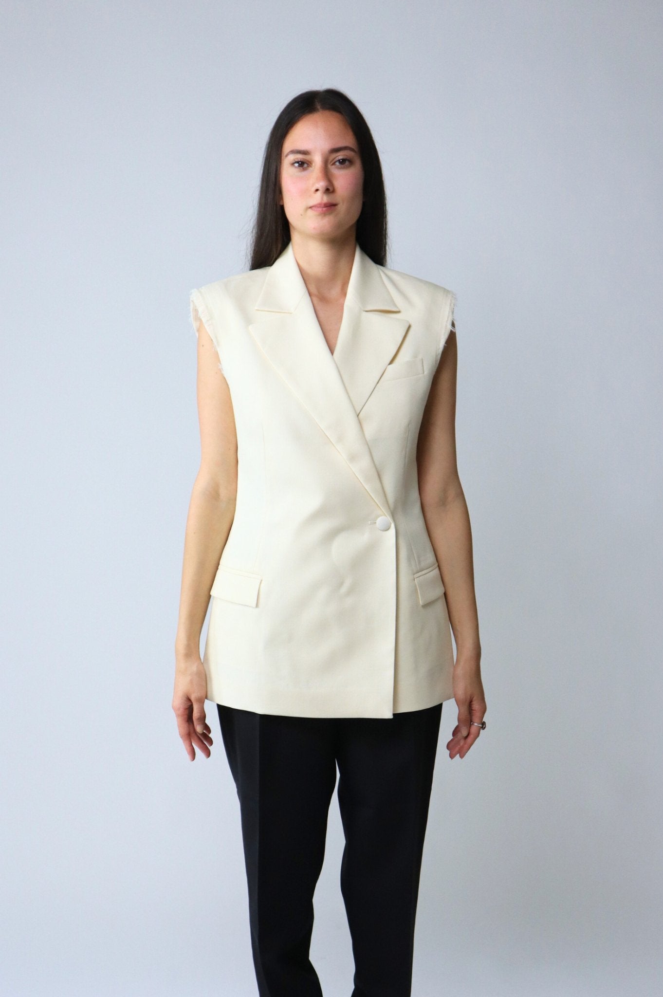 Bessette - Róhe Sleeveless Blazer (34, 36, 38 & 40FR)