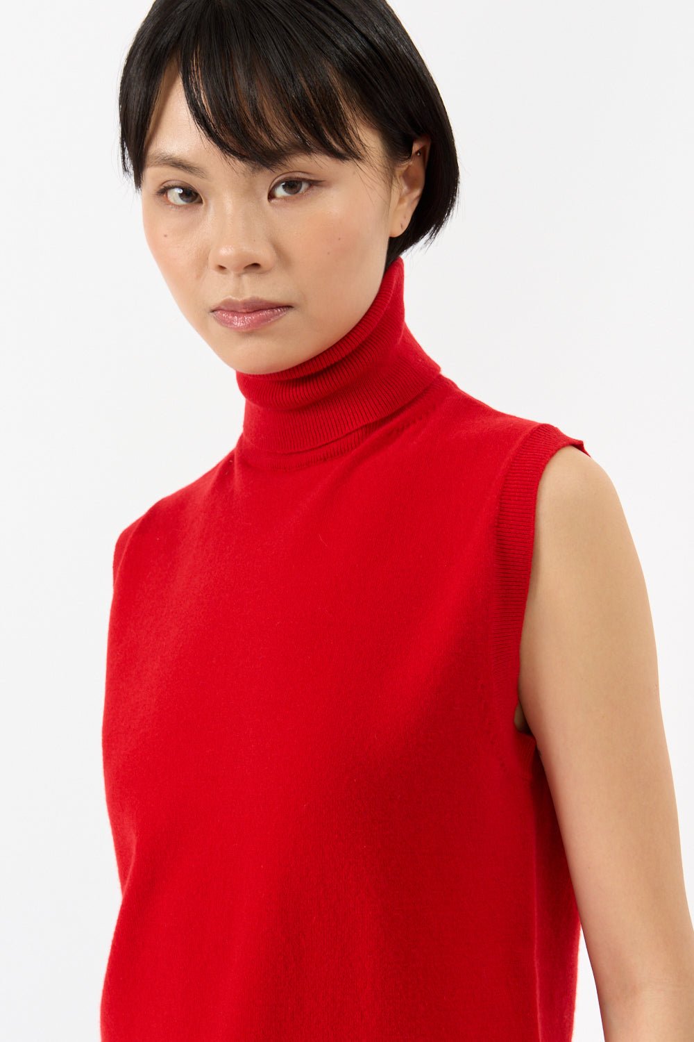 Róhe - Róhe Sleeveless Turtleneck (34 FR & 36 FR)