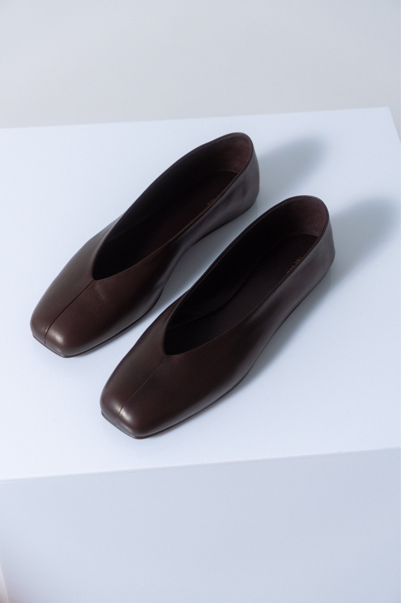 Bessette - The Row Eva Flats - Dark Brown (39 EU & 39.5 EU)