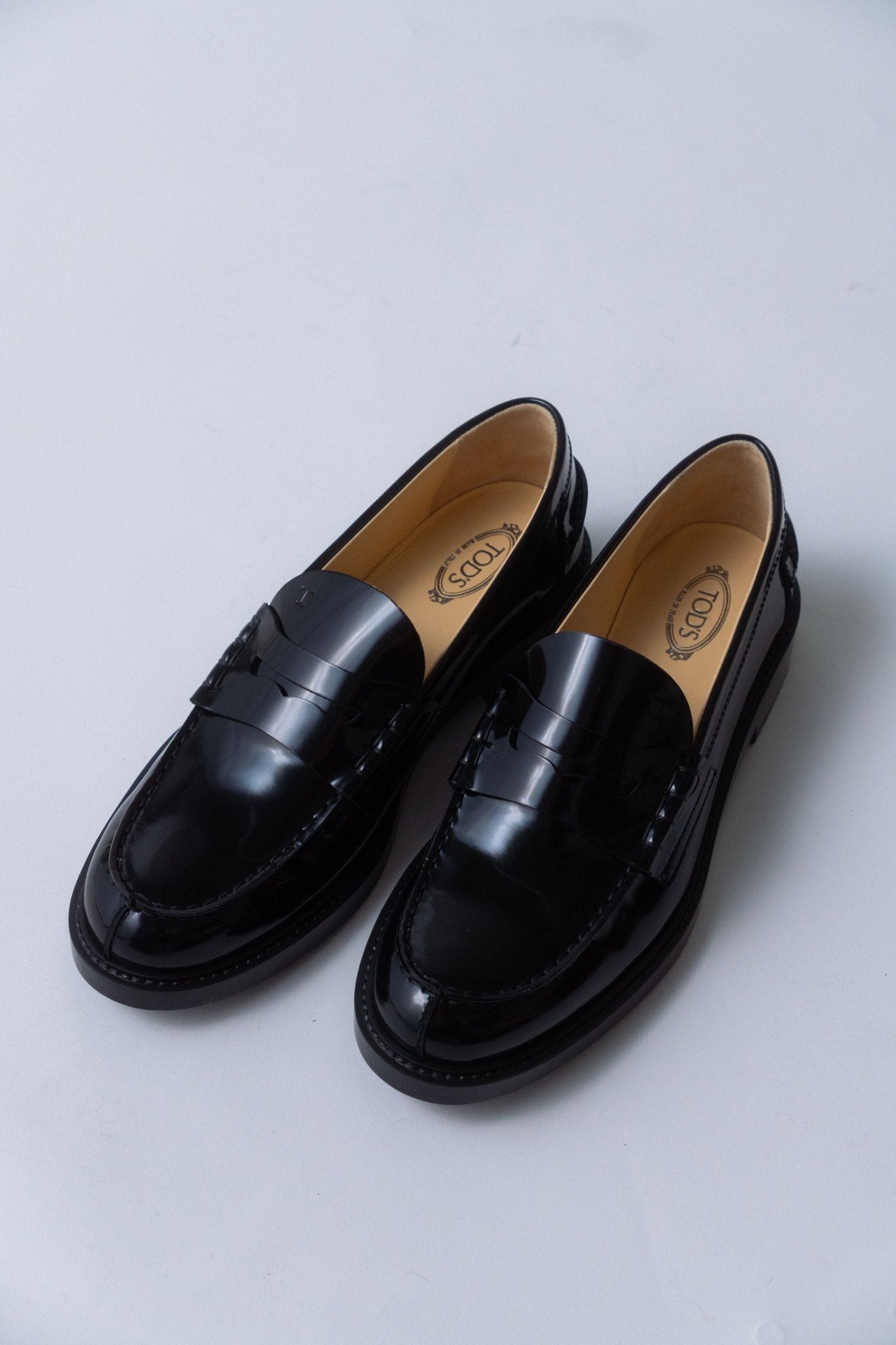 Bessette - Tod's Leather Loafers (37 & 39 EU)