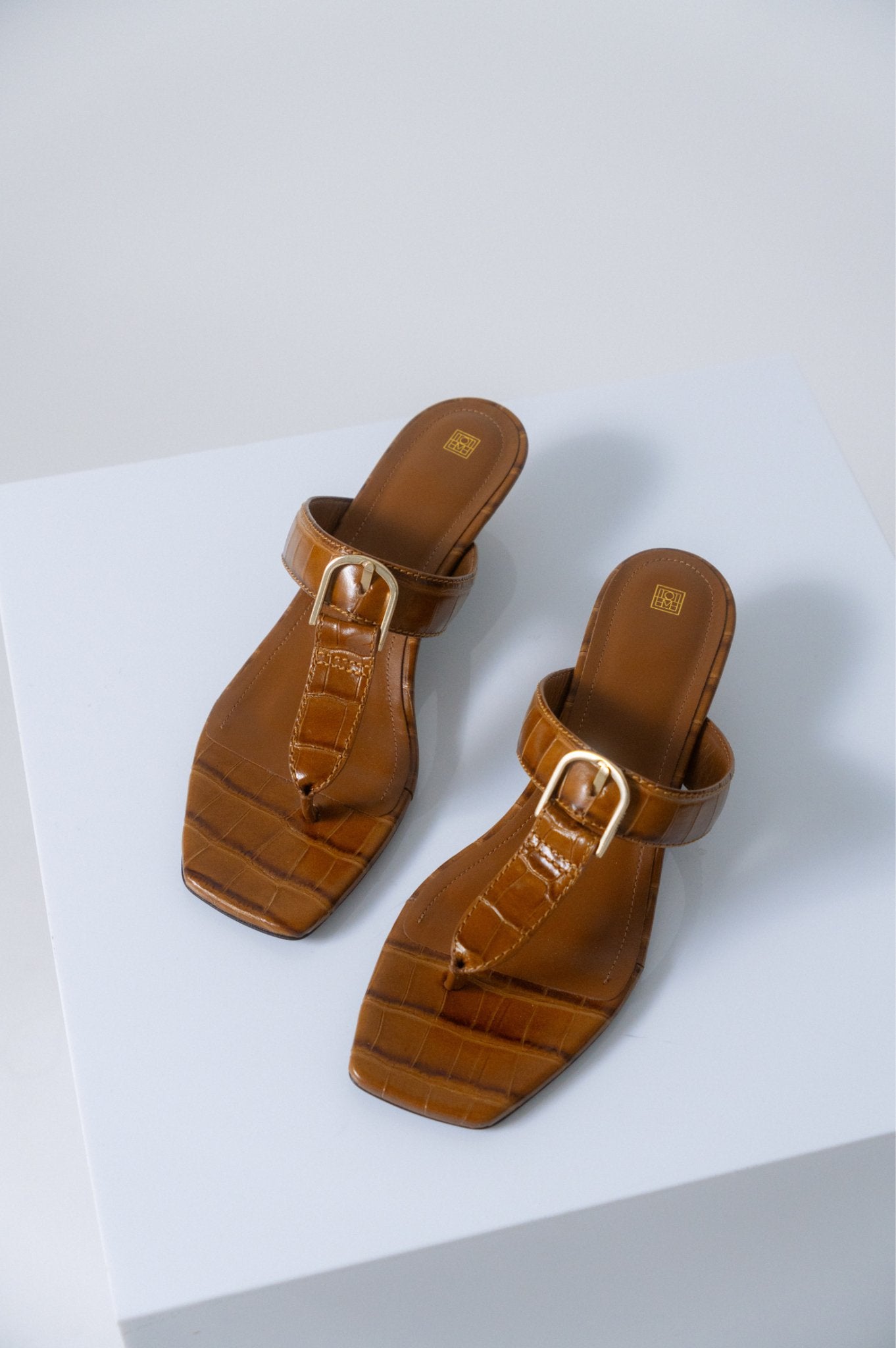 Bessette - Toteme Croc - Effect Belted Leather Sandals (40 EU)