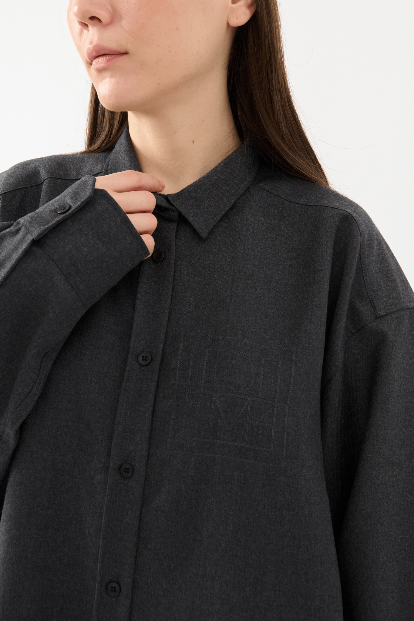 Toteme - Toteme Long fluid monogram wool shirt (38 DK & 40 DK)