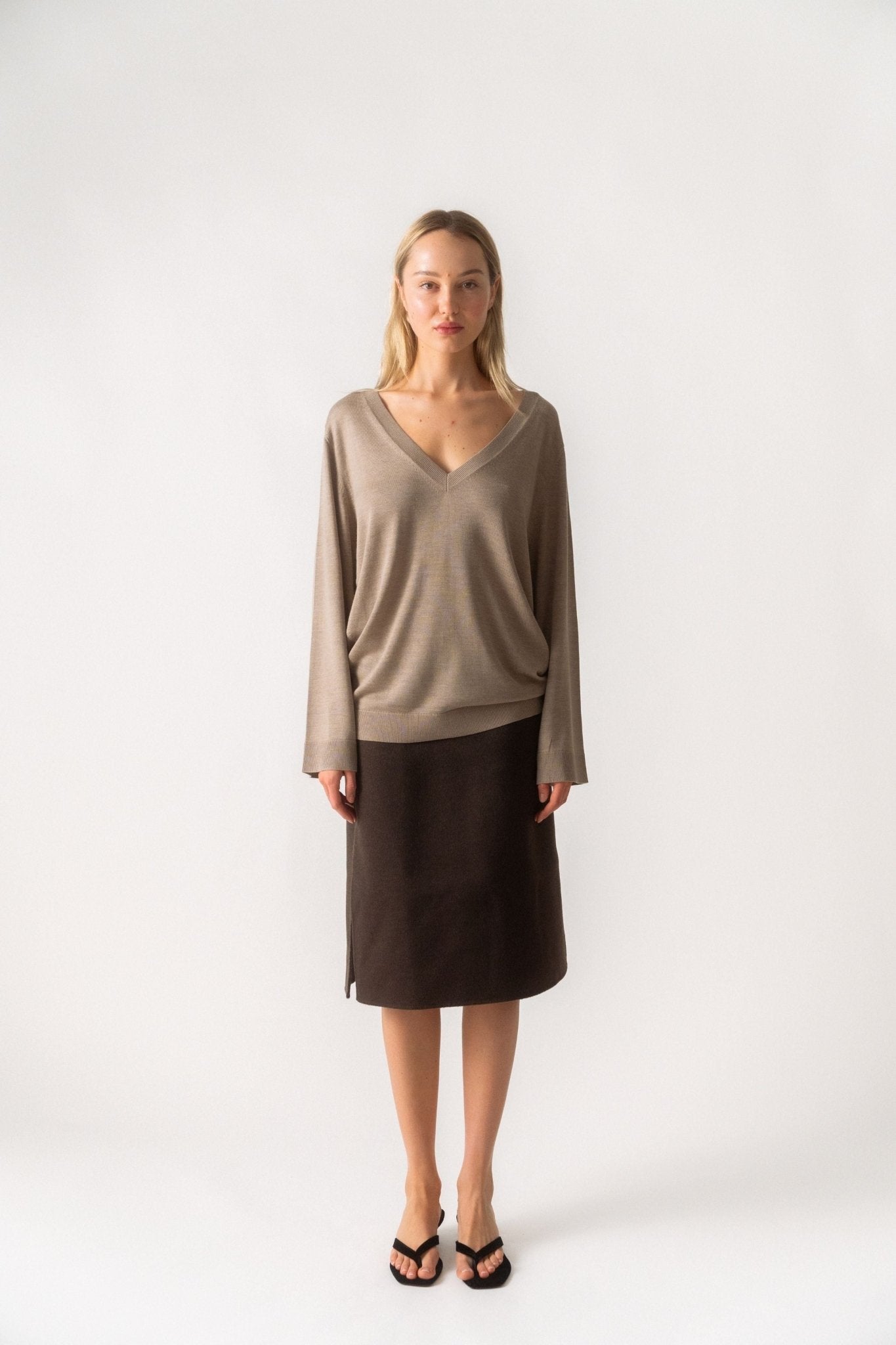 Bessette - Toteme Silk Cashmere V - Neck Knit (Small & Medium)