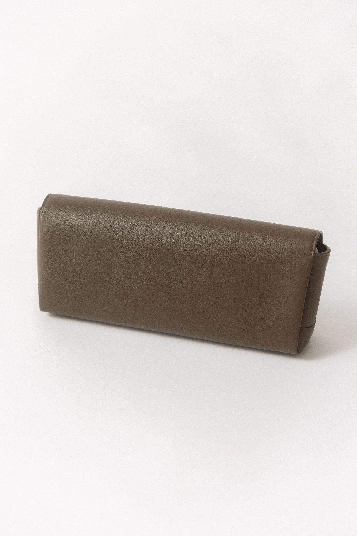 Bessette - Toteme Soft T - Clutch Khaki