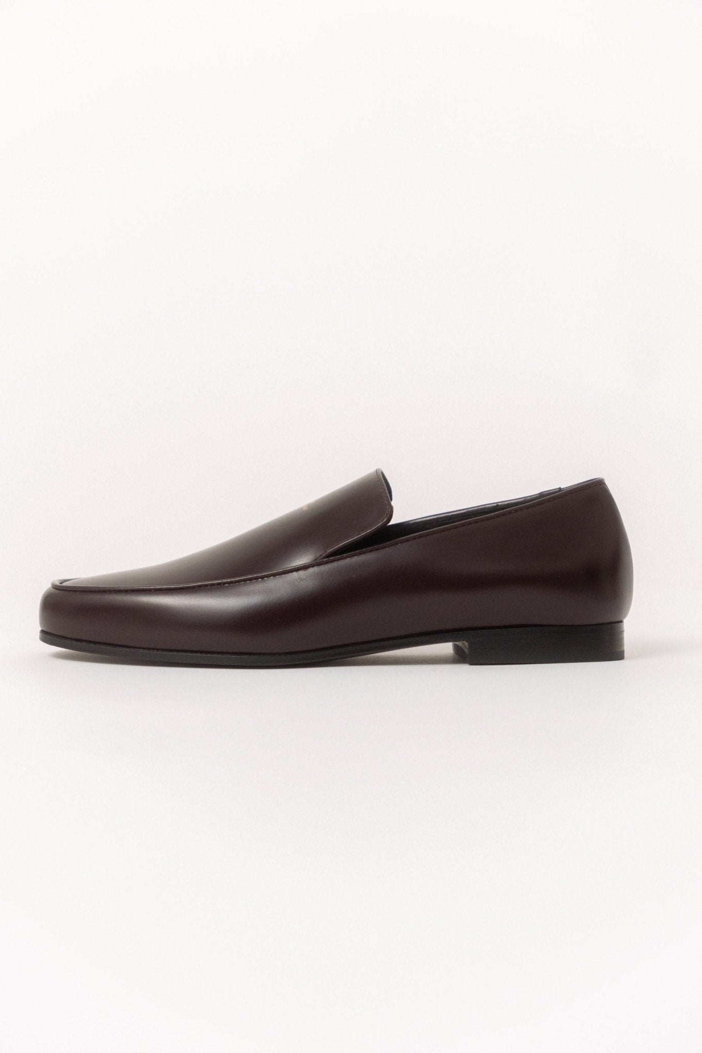 Bessette - Toteme The Oval Loafer Burgundy (36 EU & 37 EU)