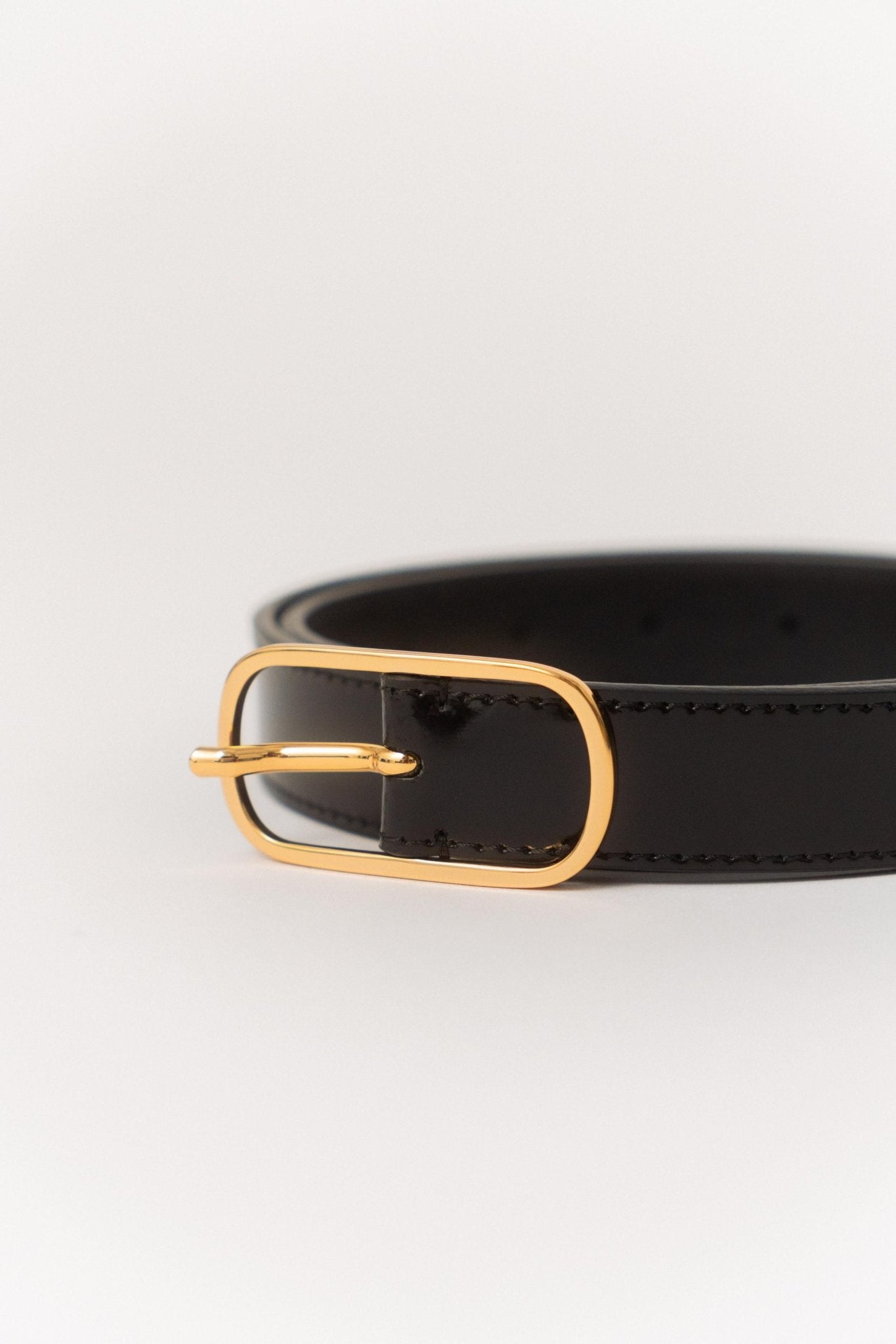 Bessette - Toteme Wide Oval Buckle Leather Belt