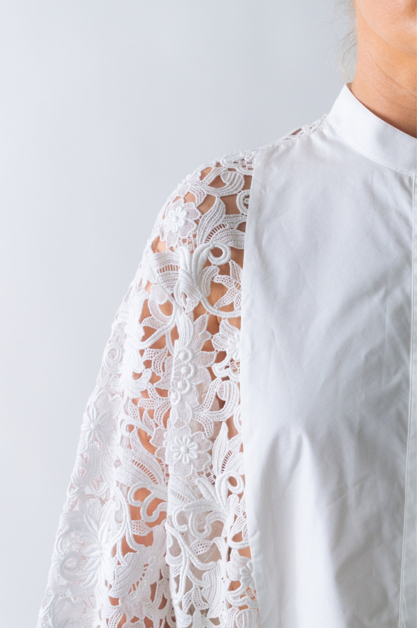 Bessette - Valentino Garavani Floral Lace Shirt (42 IT)